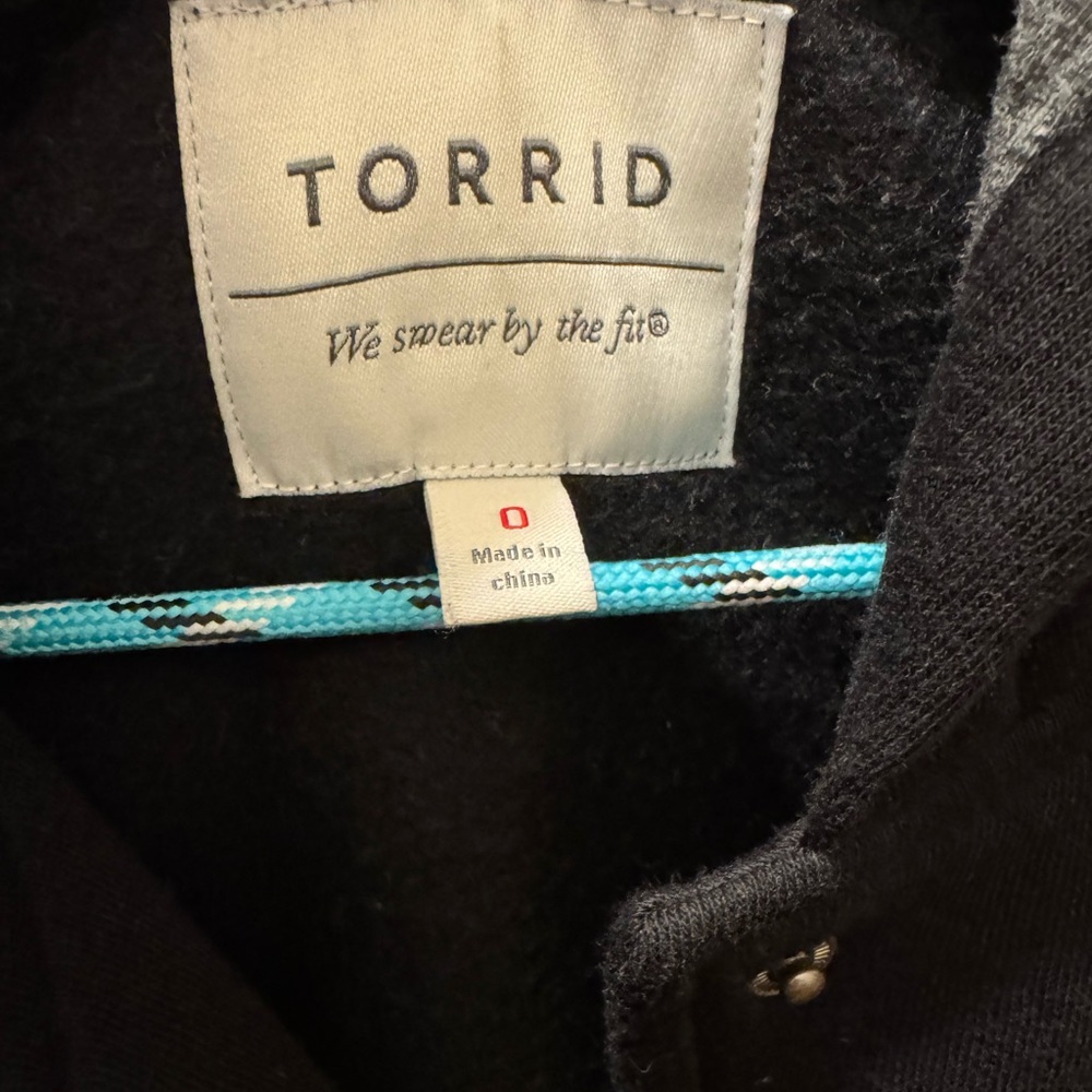 Torrid hooded jacket - Picture 3 of 5